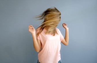 femme coiffure rapide