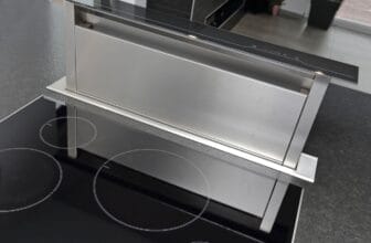 plaques de cuisson vitrocéramique avec hotte rétractable cuisine