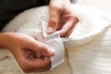 Couture : Quelles sont les différentes étiquettes de vêtement ?